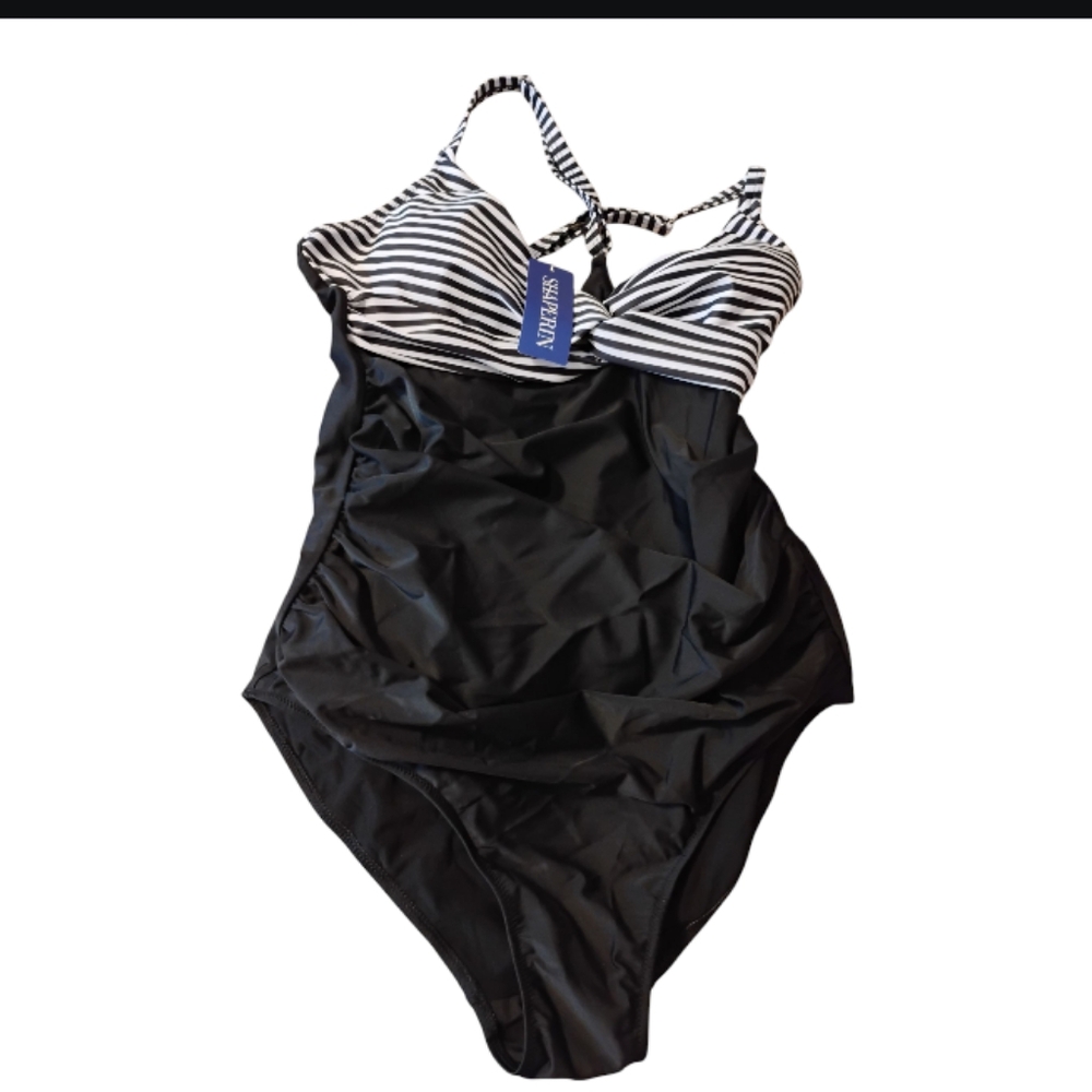 ShaperinBlack and White Striped Swimsuit